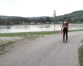 Analsex im Freien am See