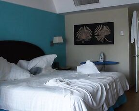 Reifes Paar hat verrückten Sex im Hotelzimmer